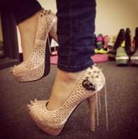 A Moda Do Mundo Dos Sapatos